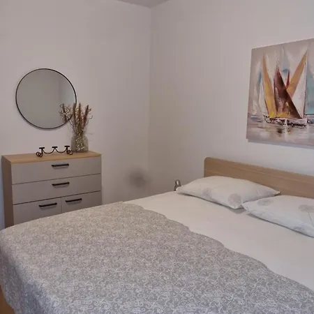 Roko アパート Pašman